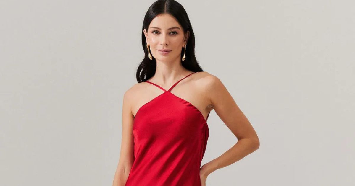 Vestido Midi em Festas